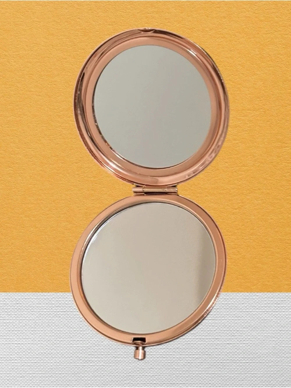 Compact Travel Mini Mirror with an Engraved Front Cover Women's Gold-Tone